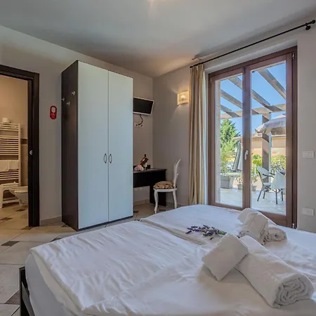 Bed & Breakfast Maddalena Bardolino