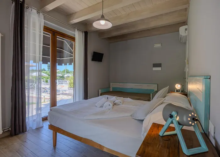 Maddalena Bed and Breakfast 4*