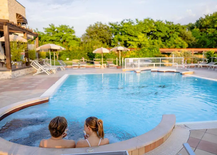 Maddalena Couette-café 4*